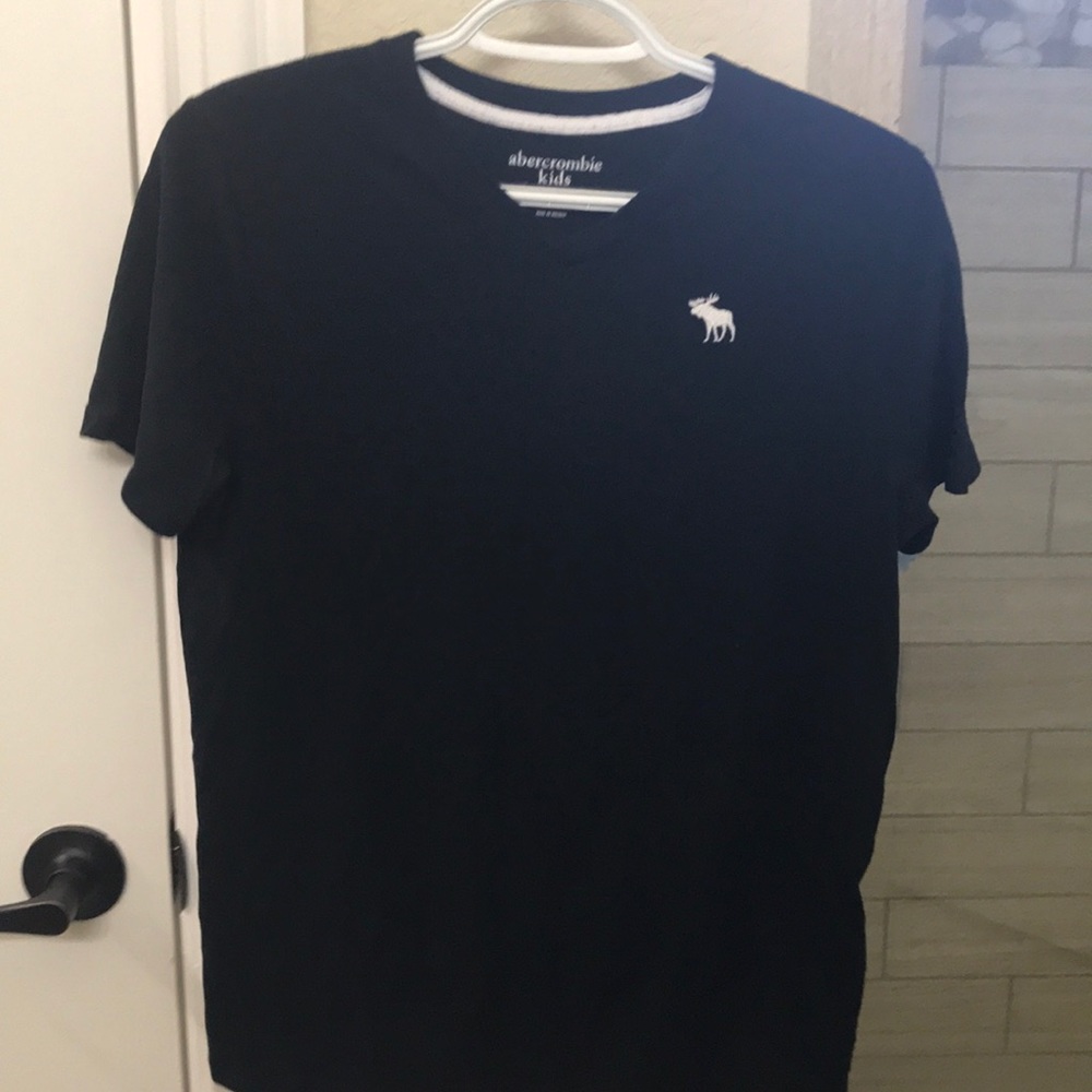 V neck kids tee